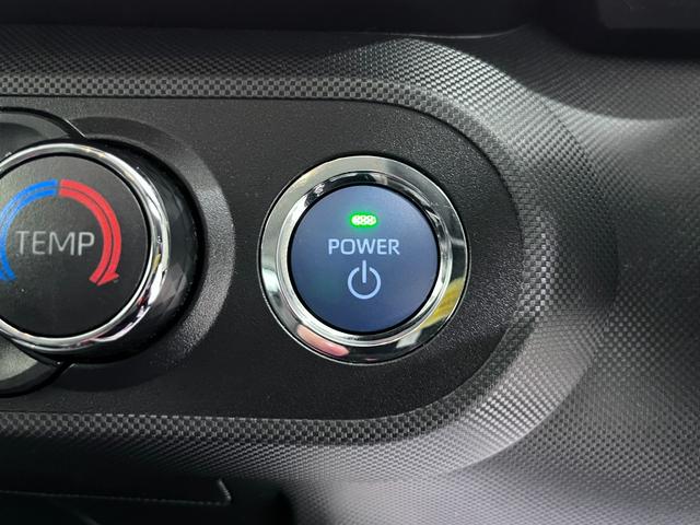 ロッキープレミアムＧ　ＨＥＶシートヒーター　オートライト　キーフリー　パノラマモニター　ディスプレイオーディオ　ＵＳＢ入力端子　Ｂｌｕｅｔｏｏｔｈ　衝突被害軽減システム　レーンアシスト　オートマチックハイビーム（岡山県）の中古車