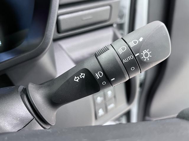 ロッキープレミアムＧ　ＨＥＶシートヒーター　オートライト　キーフリー　パノラマモニター　ディスプレイオーディオ　ＵＳＢ入力端子　Ｂｌｕｅｔｏｏｔｈ　衝突被害軽減システム　レーンアシスト　オートマチックハイビーム（岡山県）の中古車