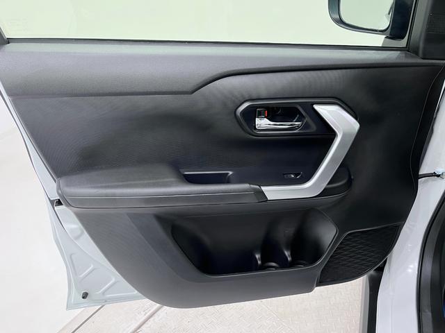 ロッキープレミアムＧ　ＨＥＶシートヒーター　オートライト　キーフリー　パノラマモニター　ディスプレイオーディオ　ＵＳＢ入力端子　Ｂｌｕｅｔｏｏｔｈ　衝突被害軽減システム　レーンアシスト　オートマチックハイビーム（岡山県）の中古車