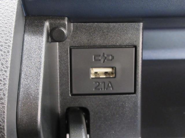 タントカスタムＲＳパノラマモニター　７インチナビ　両側パワースライドドア　シートヒーター　ＵＳＢ入力端子　Ｂｌｕｅｔｏｏｔｈ　オートライト　キーフリー　アイドリングストップ　ティーゼットデオプラス（岡山県）の中古車