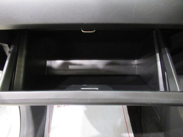 ロッキープレミアムG HEVシートヒーター オートライト キーフリー パノラマモニター ナビ ドライブレコーダー USB入力端子 Bluetooth 衝突被害軽減システム レーンアシスト オートマチックハイビーム(岡山県)の中古車