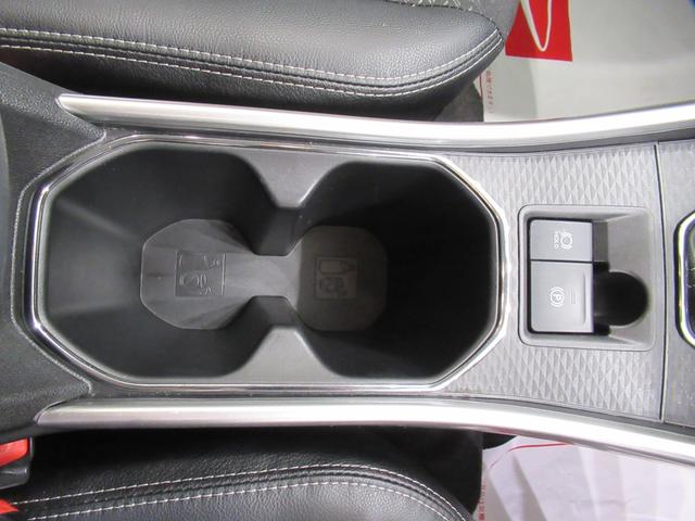 ロッキープレミアムG HEVシートヒーター オートライト キーフリー パノラマモニター ナビ ドライブレコーダー USB入力端子 Bluetooth 衝突被害軽減システム レーンアシスト オートマチックハイビーム(岡山県)の中古車