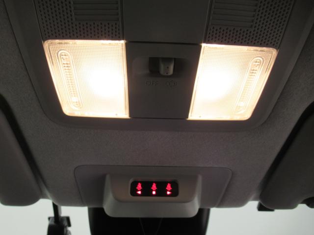 ロッキープレミアムG HEVシートヒーター オートライト キーフリー パノラマモニター ナビ ドライブレコーダー USB入力端子 Bluetooth 衝突被害軽減システム レーンアシスト オートマチックハイビーム(岡山県)の中古車