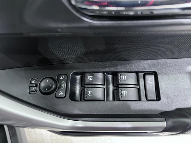 ロッキープレミアムＧシートヒーター　オートライト　キーフリー　アイドリングストップ　バックモニター　ディスプレイオーディオ　ＵＳＢ入力端子　Ｂｌｕｅｔｏｏｔｈ　電動パーキングブレーキ　ティーゼットデオプラス（岡山県）の中古車