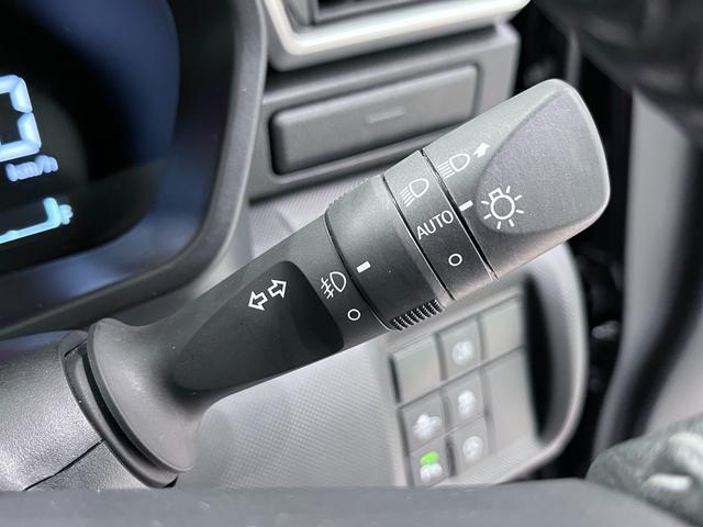 ロッキープレミアムＧシートヒーター　オートライト　キーフリー　アイドリングストップ　バックモニター　ディスプレイオーディオ　ＵＳＢ入力端子　Ｂｌｕｅｔｏｏｔｈ　電動パーキングブレーキ　ティーゼットデオプラス（岡山県）の中古車