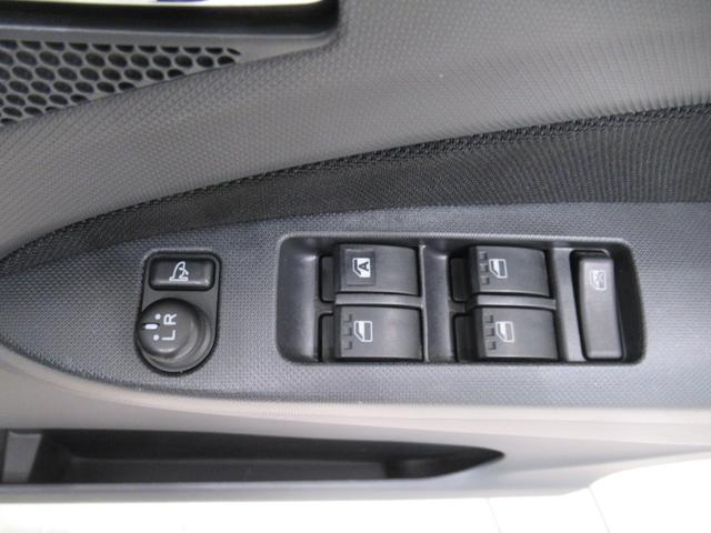 ムーヴカスタムＸキーフリー　ＣＤチューナー　電動格納式ドアミラー　エアコン　パワーステアリング　パワーウィンドウ　運転席エアバッグ　ＡＢＳ　ティーゼットデオプラス（岡山県）の中古車