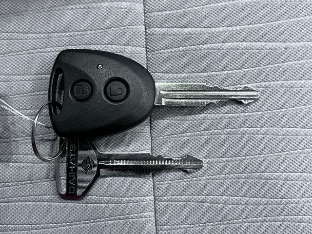 ミライースＬ　ＳＡ３オートライト　キーレスエントリー　アイドリングストップ　ＣＤチューナー　衝突被害軽減システム　レーンアシスト　オートマチックハイビーム　ティーゼットデオプラス（岡山県）の中古車