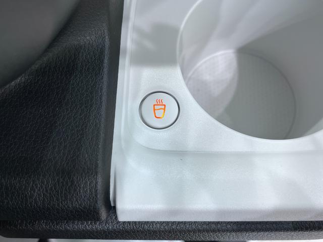 ムーヴキャンバスストライプスＧバックモニター　１０インチナビ　両側パワースライドドア　シートヒーター　ＵＳＢ入力端子　Ｂｌｕｅｔｏｏｔｈ　ホッとカップホルダー　オートライト　キーフリー　アイドリングストップ　ティーゼットデオプラス（岡山県）の中古車