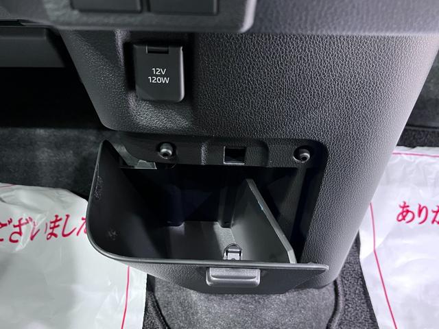 ムーヴキャンバスストライプスＧバックモニター　１０インチナビ　両側パワースライドドア　シートヒーター　ＵＳＢ入力端子　Ｂｌｕｅｔｏｏｔｈ　ホッとカップホルダー　オートライト　キーフリー　アイドリングストップ　ティーゼットデオプラス（岡山県）の中古車