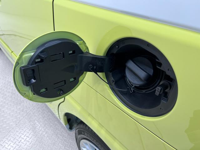 ムーヴキャンバスストライプスＧバックモニター　１０インチナビ　両側パワースライドドア　シートヒーター　ＵＳＢ入力端子　Ｂｌｕｅｔｏｏｔｈ　ホッとカップホルダー　オートライト　キーフリー　アイドリングストップ　ティーゼットデオプラス（岡山県）の中古車