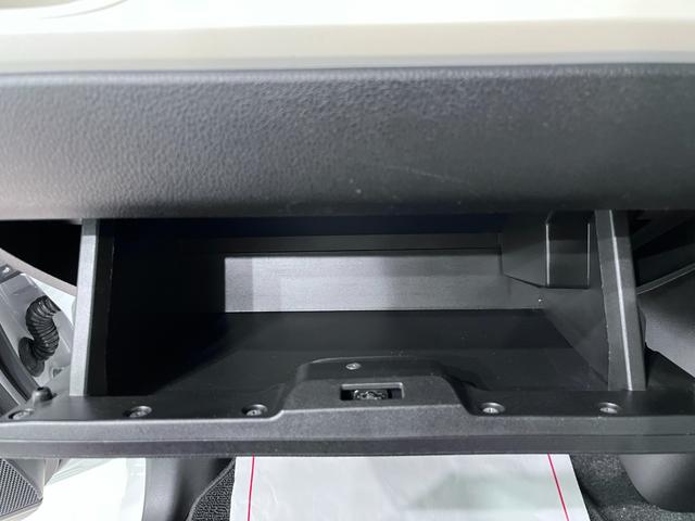 ムーヴキャンバスストライプスＸ両側パワースライドドア　オートライト　キーフリー　アイドリングストップ　ナビ　ドライブレコーダー　ＵＳＢ入力端子　Ｂｌｕｅｔｏｏｔｈ接続　ティーゼットデオプラス（岡山県）の中古車