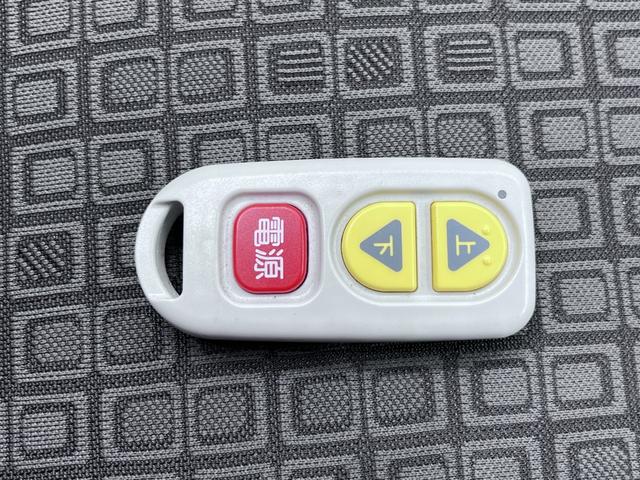 ポルテベースグレードX ウェルキャブ車左側パワースライドドア キーフリー 電動格納式ドアミラー エアコン パワーステアリング パワーウィンドウ 運転席エアバッグ ABS ティーゼットデオプラス(岡山県)の中古車