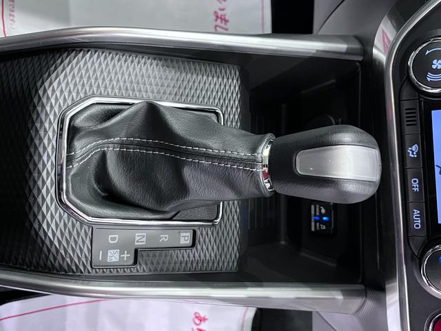 ロッキープレミアムシートヒーター　オートライト　キーフリー　アイドリングストップ　パノラマモニター　ナビ　ドライブレコーダー　ＵＳＢ入力端子　Ｂｌｕｅｔｏｏｔｈ　ティーゼットデオプラス（岡山県）の中古車