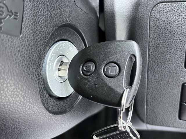 ミライースＬ　ＳＡ３７インチナビ　ＵＳＢ入力端子　Ｂｌｕｅｔｏｏｔｈ　オートライト　キーレスエントリー　アイドリングストップ　衝突被害軽減システム　レーンアシスト　オートマチックハイビーム　ティーゼットデオプラス（岡山県）の中古車