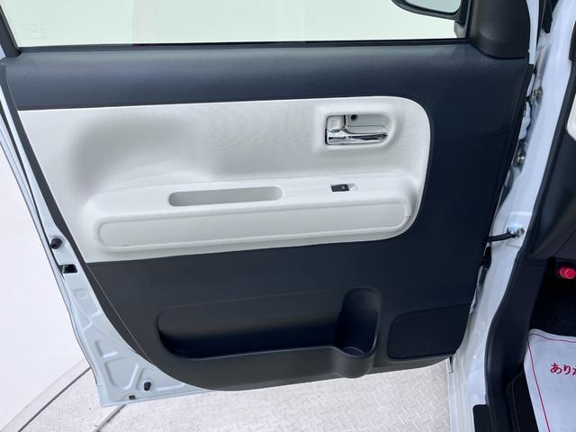 ムーヴキャンバスストライプスGパノラマモニター 10インチナビ 両側パワースライドドア シートヒーター USB入力端子 Bluetooth ホッとカップホルダー オートライト キーフリー アイドリングストップ(岡山県)の中古車