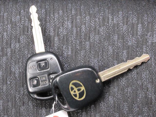 シエンタX Lパッケージ両側パワースライドドア キーレスエントリー 電動格納式ドアミラー エアコン パワーステアリング パワーウィンドウ 運転席エアバッグ ABS ティーゼットデオプラス(岡山県)の中古車