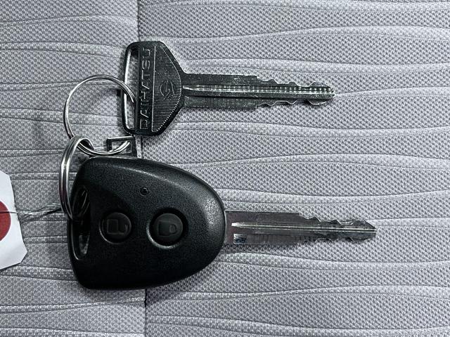 ミライースＸリミテッド　ＳＡ３オートライト　キーレスエントリー　アイドリングストップ　バックモニター　ナビ　ドライブレコーダー　ＵＳＢ入力端子　Ｂｌｕｅｔｏｏｔｈ　衝突被害軽減システム　レーンアシスト　オートマチックハイビーム（岡山県）の中古車