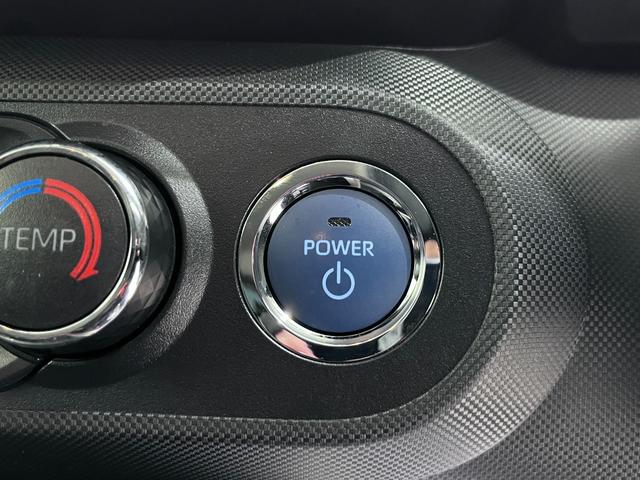 ロッキープレミアムG HEVシートヒーター オートライト キーフリー パノラマモニター ナビ ドライブレコーダー USB入力端子 Bluetooth 衝突被害軽減システム レーンアシスト オートマチックハイビーム(岡山県)の中古車