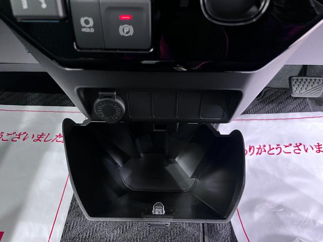 トールカスタムＧパノラマモニター　９インチディスプレイオーディオ　両側パワースライドドア　ＵＳＢ入力端子　Ｂｌｕｅｔｏｏｔｈ　オートライト　キーフリー　アイドリングストップ　ティーゼットデオプラス（岡山県）の中古車