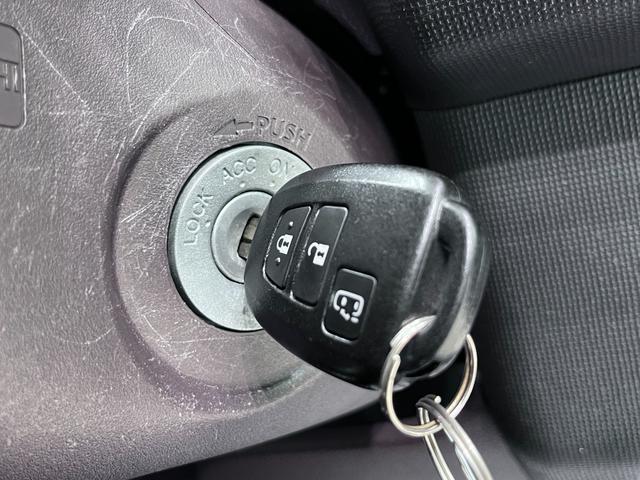 スペイドX左側パワースライドドア キーレスエントリー 電動格納式ドアミラー エアコン パワーステアリング パワーウィンドウ 運転席エアバッグ ABS ティーゼットデオプラス(岡山県)の中古車