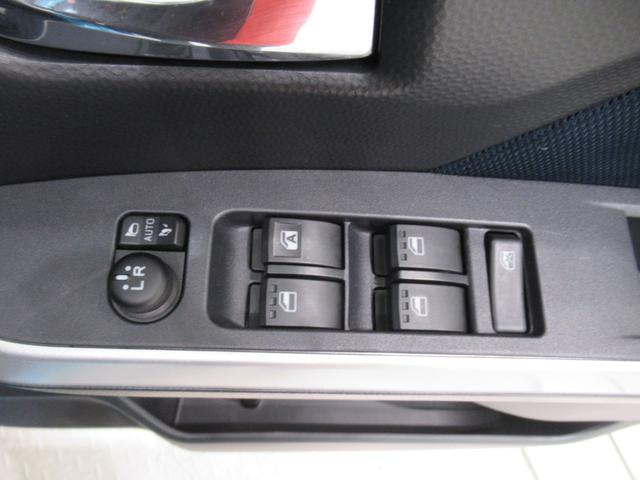 トールカスタムＧシートヒーター　両側パワースライドドア　オートライト　キーフリー　アイドリングストップ　バックモニター　ナビ　ドライブレコーダー　ＵＳＢ入力端子　Ｂｌｕｅｔｏｏｔｈ　ティーゼットデオプラス（岡山県）の中古車