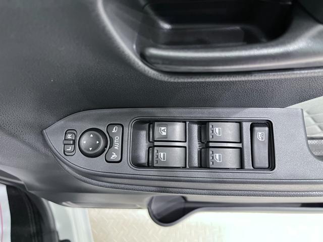 タントＸシートヒーター　左側パワースライドドア　オートライト　キーフリー　アイドリングストップ　バックモニター　ナビ　ドライブレコーダー　ＵＳＢ入力端子　Ｂｌｕｅｔｏｏｔｈ　ティーゼットデオプラス（岡山県）の中古車