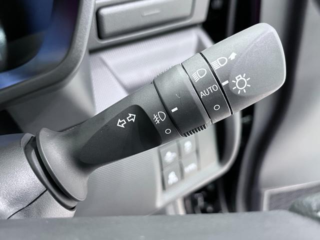 ロッキープレミアムＧ　ＨＥＶパノラマモニター　７インチナビ　ドライブレコーダー　シートヒーター　ＵＳＢ入力端子　Ｂｌｕｅｔｏｏｔｈ　オートライト　キーフリー　衝突被害軽減システム　レーンアシスト　オートマチックハイビーム（岡山県）の中古車