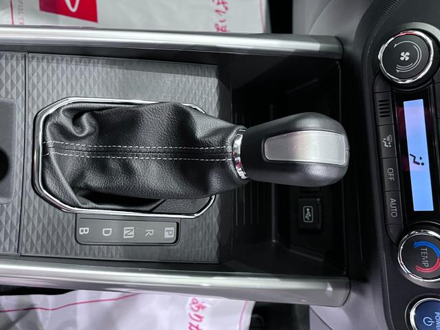 ロッキープレミアムＧ　ＨＥＶパノラマモニター　７インチナビ　ドライブレコーダー　シートヒーター　ＵＳＢ入力端子　Ｂｌｕｅｔｏｏｔｈ　オートライト　キーフリー　衝突被害軽減システム　レーンアシスト　オートマチックハイビーム（岡山県）の中古車