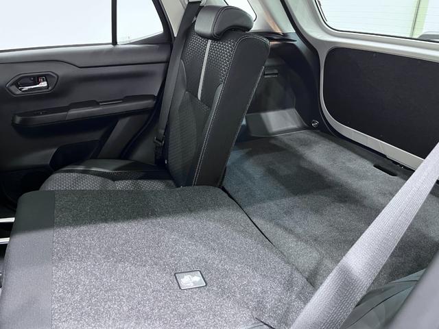 ロッキープレミアムＧ　ＨＥＶパノラマモニター　７インチナビ　ドライブレコーダー　シートヒーター　ＵＳＢ入力端子　Ｂｌｕｅｔｏｏｔｈ　オートライト　キーフリー　衝突被害軽減システム　レーンアシスト　オートマチックハイビーム（岡山県）の中古車