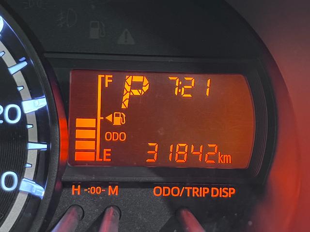 ムーヴＸオートライト　キーフリー　アイドリングストップ　電動格納式ドアミラー　エアコン　パワーステアリング　パワーウィンドウ　運転席エアバッグ　ＡＢＳ　ティーゼットデオプラス（岡山県）の中古車