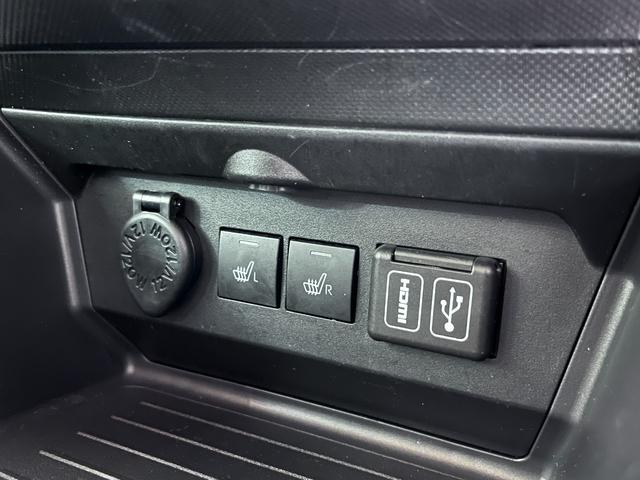 ロッキープレミアムＧシートヒーター　オートライト　キーフリー　アイドリングストップ　バックモニター　ディスプレイオーディオ　ＵＳＢ入力端子　Ｂｌｕｅｔｏｏｔｈ　ティーゼットデオプラス（岡山県）の中古車