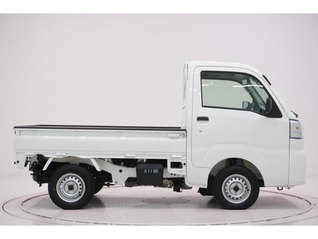 ハイゼットトラックスタンダード　農用スペシャル４ＷＤ　ＭＴ５速　荷台作業灯　ＡＭ／ＦＭラジオ　オートライト　アイドリングストップ　衝突被害軽減システム　レーンアシスト　オートマチックハイビーム　ティーゼットデオプラス（岡山県）の中古車