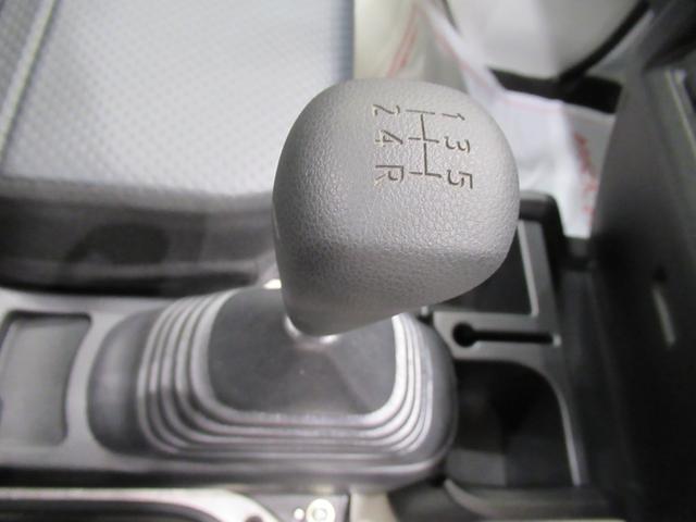 ハイゼットトラックスタンダード　農用スペシャル４ＷＤ　ＭＴ５速　荷台作業灯　ＡＭ／ＦＭラジオ　オートライト　アイドリングストップ　衝突被害軽減システム　レーンアシスト　オートマチックハイビーム　ティーゼットデオプラス（岡山県）の中古車