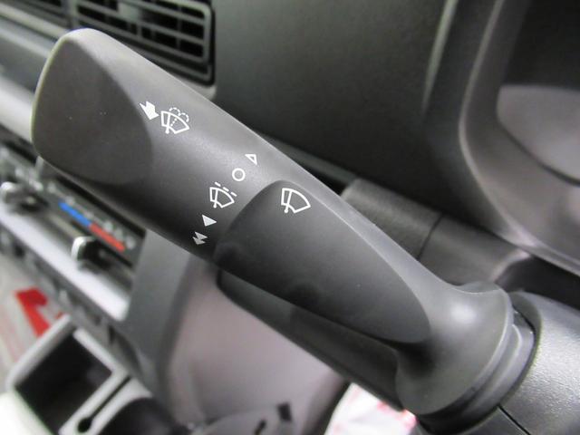 ハイゼットトラックスタンダード　農用スペシャル４ＷＤ　ＭＴ５速　荷台作業灯　ＡＭ／ＦＭラジオ　オートライト　アイドリングストップ　衝突被害軽減システム　レーンアシスト　オートマチックハイビーム　ティーゼットデオプラス（岡山県）の中古車