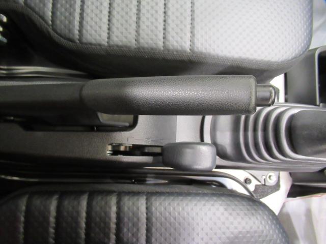 ハイゼットトラックスタンダード　農用スペシャル４ＷＤ　ＭＴ５速　荷台作業灯　ＡＭ／ＦＭラジオ　オートライト　アイドリングストップ　衝突被害軽減システム　レーンアシスト　オートマチックハイビーム　ティーゼットデオプラス（岡山県）の中古車