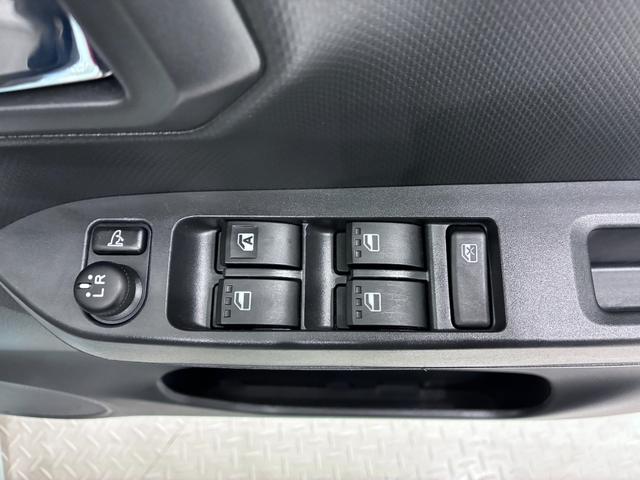 ミライースＸリミテッド　ＳＡ３ＬＥＤヘッドランプ　オートライト　キーレスエントリー　アイドリングストップ　バックモニター　ナビ　ＵＳＢ入力端子　Ｂｌｕｅｔｏｏｔｈ　ティーゼットデオプラス（岡山県）の中古車