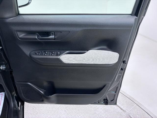 ムーヴＸパノラマモニター　１０インチナビ　ドライブレコーダー　左側パワースライドドア　ＵＳＢ入力端子　Ｂｌｕｅｔｏｏｔｈ　オートライト　キーフリー　アイドリングストップ　ティーゼットデオプラス（岡山県）の中古車