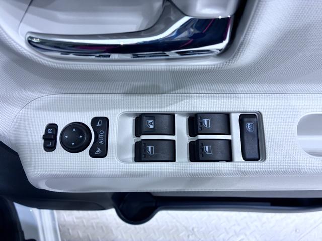 ムーヴキャンバスストライプスＧパノラマモニター　１０インチナビ　両側パワースライドドア　シートヒーター　ＵＳＢ入力端子　Ｂｌｕｅｔｏｏｔｈ　オートライト　キーフリー　オートライト　キーフリー　アイドリングストップ（岡山県）の中古車