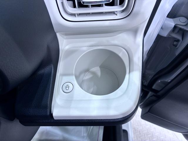 ムーヴキャンバスストライプスＧパノラマモニター　１０インチナビ　両側パワースライドドア　シートヒーター　ＵＳＢ入力端子　Ｂｌｕｅｔｏｏｔｈ　オートライト　キーフリー　オートライト　キーフリー　アイドリングストップ（岡山県）の中古車