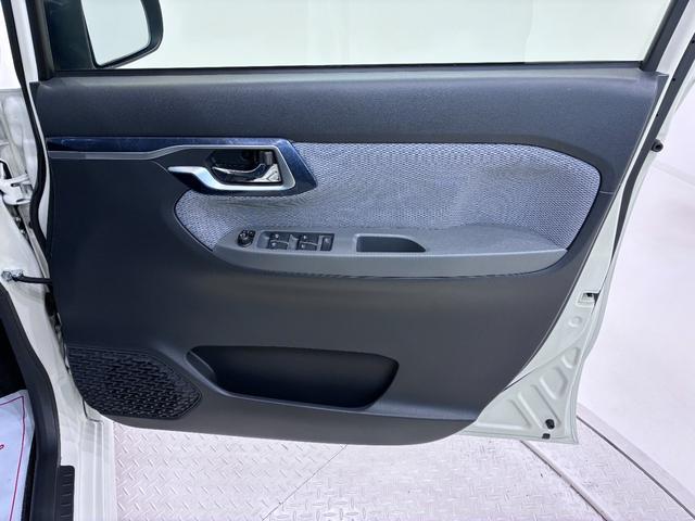 ムーヴカスタムＸハイパー　ＳＡオートライト　キーフリー　アイドリングストップ　電動格納式ドアミラー　衝突被害軽減システム　エアコン　パワーステアリング　パワーウィンドウ　運転席エアバッグ　ＡＢＳ　ティーゼットデオプラス（岡山県）の中古車