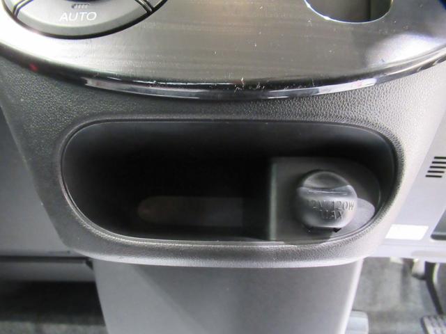 タントカスタムＸトップエディション　ＳＡ２両側パワースライドドア　オートライト　キーフリー　アイドリングストップ　ＵＳＢ入力端子　電動格納式ドアミラー　衝突被害軽減システム　レーンアシスト　ティーゼットデオプラス（岡山県）の中古車