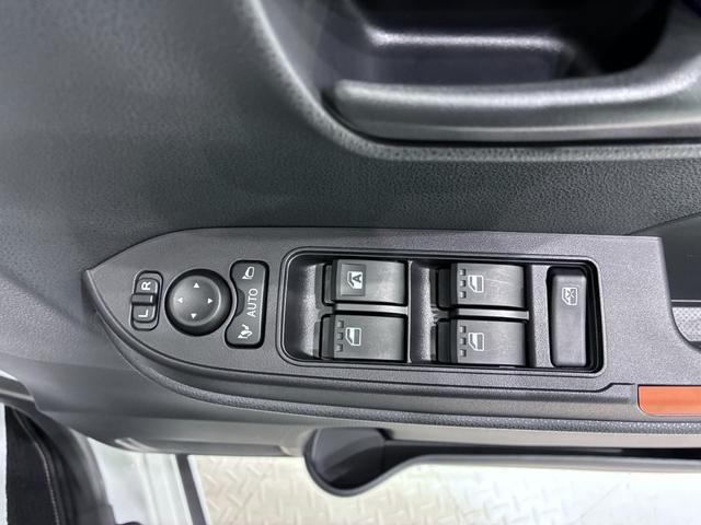 タントファンクロスターボパノラマモニター　７インチナビ　両側パワースライドドア　シートヒーター　ＵＳＢ入力端子　Ｂｌｕｅｔｏｏｔｈ　オートライト　キーフリー　アイドリングストップ　ティーゼットデオプラス（岡山県）の中古車