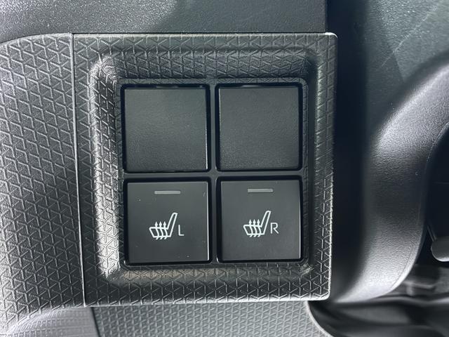 タントファンクロスターボパノラマモニター　７インチナビ　両側パワースライドドア　シートヒーター　ＵＳＢ入力端子　Ｂｌｕｅｔｏｏｔｈ　オートライト　キーフリー　アイドリングストップ　ティーゼットデオプラス（岡山県）の中古車