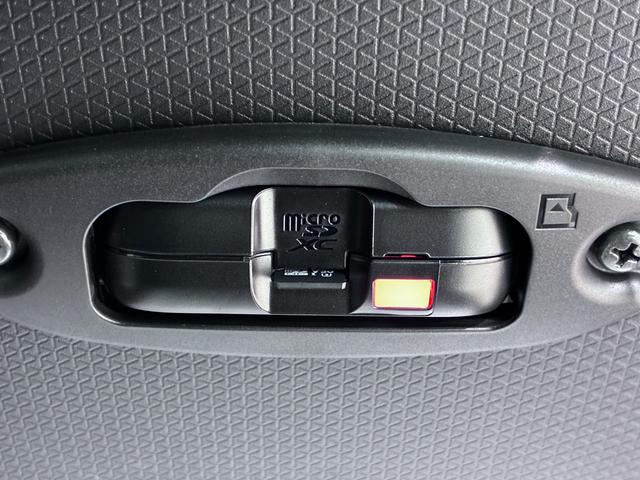 タントカスタムＲＳパノラマモニター　７インチナビ　ドライブレコーダー　両側パワースライドドア　シートヒーター　ＵＳＢ入力端子　Ｂｌｕｅｔｏｏｔｈ　オートライト　キーフリー　アイドリングストップ　ティーゼットデオプラス（岡山県）の中古車