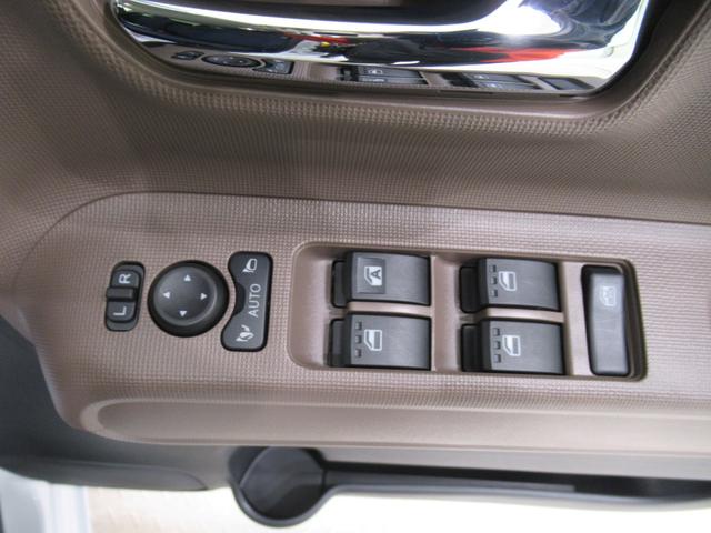 ムーヴキャンバスセオリーＧバックモニター　１０インチナビ　両側パワースライドドア　シートヒーター　ＵＳＢ入力端子　Ｂｌｕｅｔｏｏｔｈ　ホッとカップホルダー　オートライト　キーフリー　アイドリングストップ　ティーゼットデオプラス（岡山県）の中古車