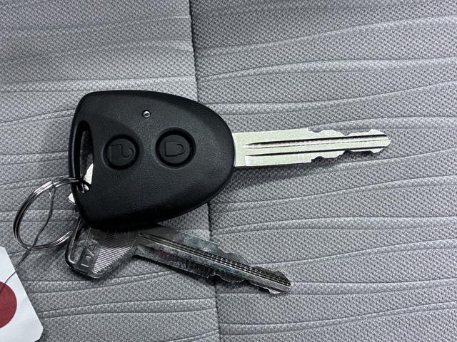 ミライースＸ　ＳＡ３ＬＥＤヘッドランプ　オートライト　キーレスエントリー　アイドリングストップ　ＵＳＢ入力端子　Ｂｌｕｅｔｏｏｔｈ　電動格納式ドアミラー　衝突被害軽減システム　レーンアシスト　オートマチックハイビーム（岡山県）の中古車