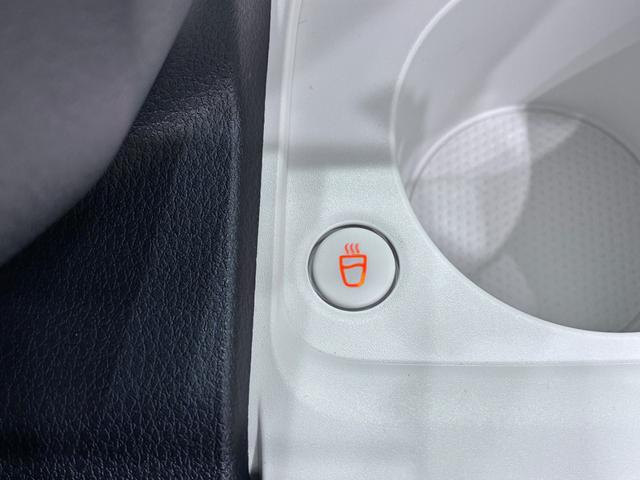 ムーヴキャンバスストライプスＧバックモニター　１０インチナビ　両側パワースライドドア　シートヒーター　ＵＳＢ入力端子　Ｂｌｕｅｔｏｏｔｈ　ホッとカップホルダー　オートライト　キーフリー　アイドリングストップ　ティーゼットデオプラス（岡山県）の中古車