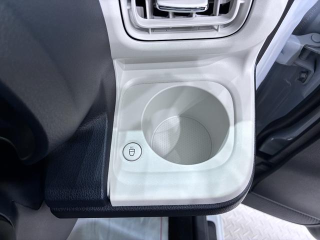 ムーヴキャンバスストライプスＧバックモニター　１０インチナビ　両側パワースライドドア　シートヒーター　ＵＳＢ入力端子　Ｂｌｕｅｔｏｏｔｈ　ホッとカップホルダー　オートライト　キーフリー　アイドリングストップ　ティーゼットデオプラス（岡山県）の中古車