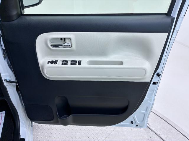 ムーヴキャンバスストライプスＧバックモニター　１０インチナビ　両側パワースライドドア　シートヒーター　ＵＳＢ入力端子　Ｂｌｕｅｔｏｏｔｈ　ホッとカップホルダー　オートライト　キーフリー　アイドリングストップ　ティーゼットデオプラス（岡山県）の中古車