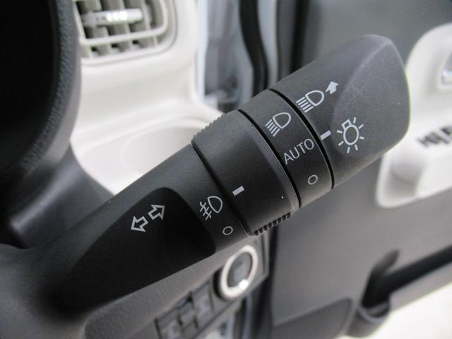 ムーヴキャンバスストライプスＧバックモニター　１０インチナビ　両側パワースライドドア　シートヒーター　ＵＳＢ入力端子　Ｂｌｕｅｔｏｏｔｈ　ホッとカップホルダー　オートライト　キーフリー　アイドリングストップ　ティーゼットデオプラス（岡山県）の中古車